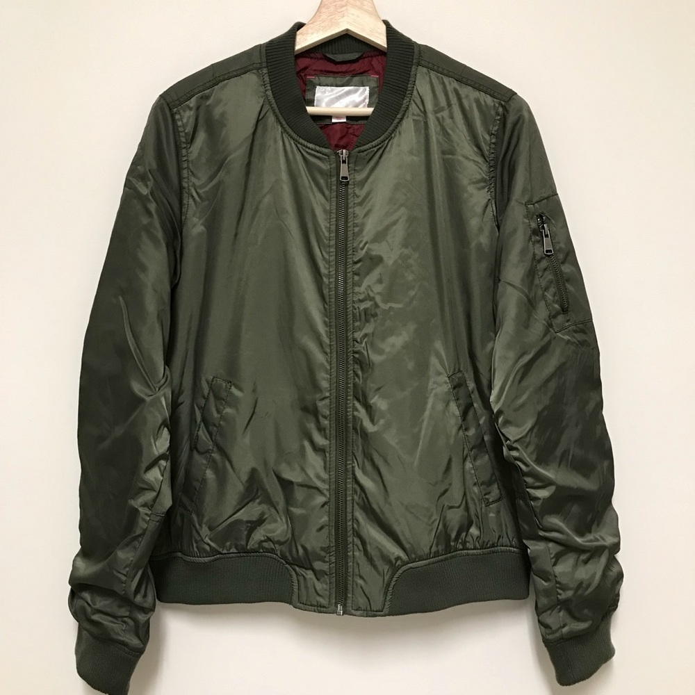 Green Bomber Jacket Junoir XL nwt green jacket Woman’s green jacket